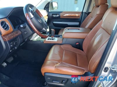 Zdjęcie 7 z 11 samochodu: 2021 TOYOTA TUNDRA 1794 EDITION VIN:5TFGY5F17MX275009 - miniatura