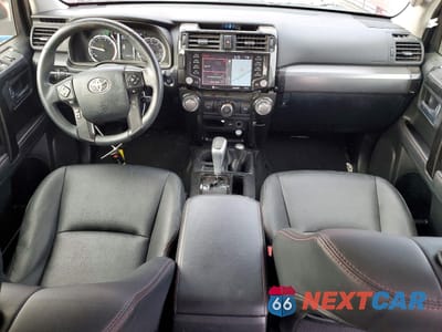 Zdjęcie 8 z 13 samochodu: 2021 TOYOTA 4RUNNER SR5 PREMIUM VIN:JTERU5JR0M5927509 - miniatura