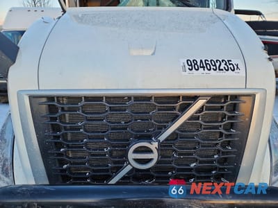 Zdjęcie 7 z 10 samochodu: 2024 VOLVO VNR VIN:4V4WC9EH5RN653397 - miniatura