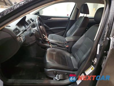 Zdjęcie 7 z 12 samochodu: 2015 VOLKSWAGEN PASSAT S VIN:1VWAT7A34FC002948 - miniatura