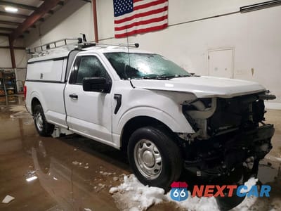 Czwarte zdjęcie samochodu z boku: 2022 FORD F150 VIN:1FTMF1CB6NKE07853 - miniatura