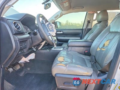 Zdjęcie 7 z 12 samochodu: 2015 TOYOTA TUNDRA CREWMAX SR5 VIN:5TFDW5F15FX447596 - miniatura