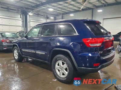 Drugie zdjęcie samochodu z przodu: 2012 JEEP GRAND CHEROKEE LAREDO VIN:1C4RJFAG3CC160377 - miniatura