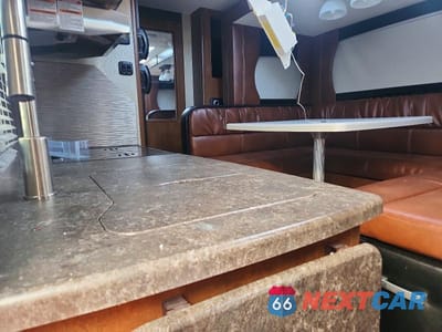 Zdjęcie 6 z 10 samochodu: 2020 LANCE CAMPER VIN:56YTT182XLL328349 - miniatura
