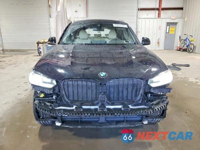 Piąte zdjęcie samochodu w środku: 2022 BMW X3 XDRIVE30I VIN:5UX53DP07N9K91981 - miniatura