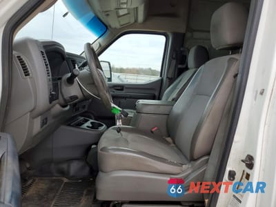 Zdjęcie 7 z 13 samochodu: 2017 NISSAN NV 2500 DELIVERY VAN VIN:1N6BF0LY2HN809505 - miniatura