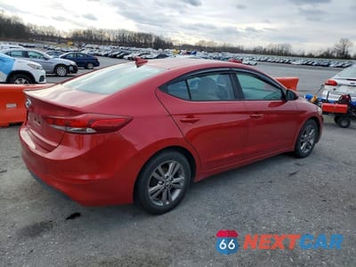 Trzecie zdjęcie samochodu z tyłu: 2017 HYUNDAI ELANTRA SE VIN:5NPD84LF3HH110623 - miniatura