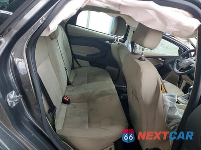 Zdjęcie 10 z 12 samochodu: 2016 FORD FOCUS SE VIN:1FADP3F26GL207417 - miniatura