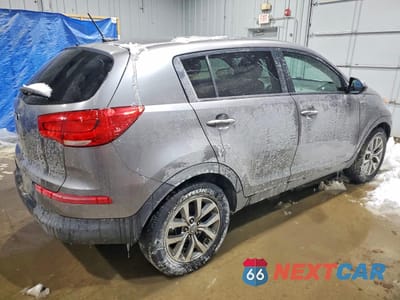Trzecie zdjęcie samochodu z tyłu: 2016 KIA SPORTAGE LX VIN:KNDPBCAC9G7849385 - miniatura