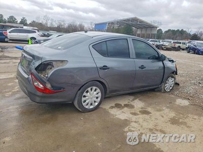 Trzecie zdjęcie samochodu z tyłu: 2016 NISSAN VERSA S VIN:3N1CN7AP3GL889024 - miniatura