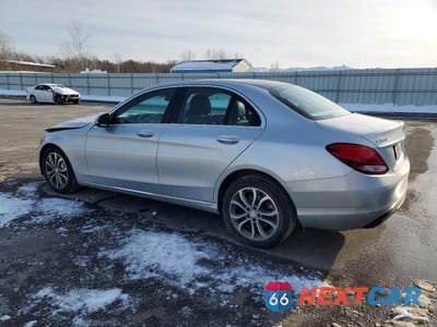 Drugie zdjęcie samochodu z przodu: 2017 MERCEDES-BENZ C 300 4MATIC VIN:55SWF4KBXHU206839 - miniatura