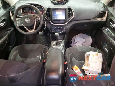Zdjęcie 8 z 12 samochodu: 2015 JEEP CHEROKEE LATITUDE VIN:1C4PJLCB0FW732662 - miniatura