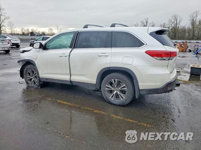 Drugie zdjęcie samochodu z przodu: 2019 TOYOTA HIGHLANDER LE VIN:5TDBZRFH9KS937591 - miniatura