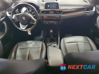Zdjęcie 8 z 15 samochodu: 2019 BMW X1 XDRIVE28I VIN:WBXHT3C59K5L37990 - miniatura