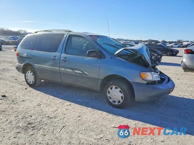 Czwarte zdjęcie samochodu z boku: 1999 TOYOTA SIENNA LE VIN:4T3ZF13C4XU135621 - miniatura