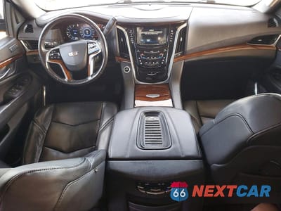 Zdjęcie 8 z 12 samochodu: 2018 CADILLAC ESCALADE VIN:1GYS3AKJ0JR372358 - miniatura