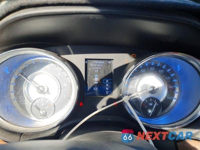 Zdjęcie 9 z 11 samochodu: 2013 CHRYSLER 300C VARVATOS VIN:2C3CCAJT6DH669303 - miniatura