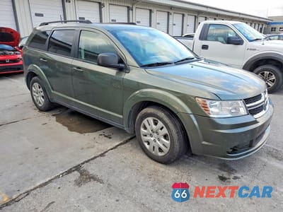 Czwarte zdjęcie samochodu z boku: 2019 DODGE JOURNEY SE VIN:3C4PDCAB3KT744251 - miniatura