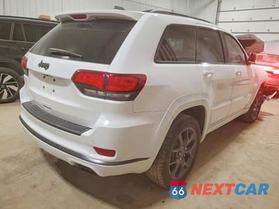 Trzecie zdjęcie samochodu z tyłu: 2020 JEEP GRAND CHEROKEE LIMITED VIN:1C4RJFBGXLC242296 - miniatura