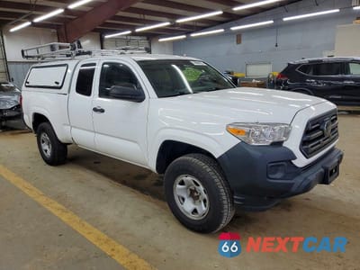 Czwarte zdjęcie samochodu z boku: 2019 TOYOTA TACOMA ACCESS CAB VIN:5TFRX5GN0KX159547 - miniatura