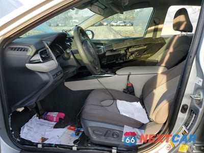 Zdjęcie 7 z 11 samochodu: 2019 TOYOTA CAMRY LE VIN:4T1B31HK0KU511467 - miniatura