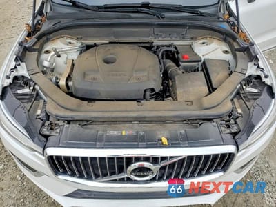 Zdjęcie 12 z 12 samochodu: 2021 VOLVO XC60 VIN:YV4102DL3M1727960 - miniatura