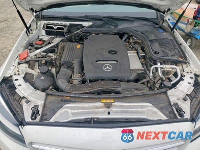 Zdjęcie 11 z 13 samochodu: 2017 MERCEDES-BENZ C 300 VIN:55SWF4JBXHU229328 - miniatura