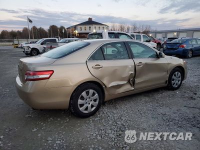 Trzecie zdjęcie samochodu z tyłu: 2011 TOYOTA CAMRY BASE VIN:4T1BF3EK7BU152531 - miniatura