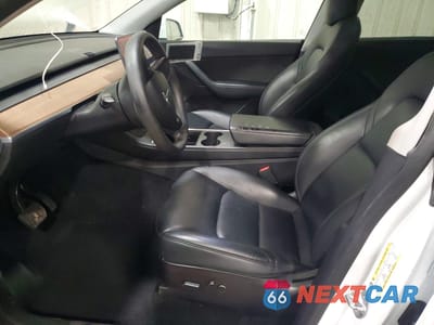 Zdjęcie 7 z 14 samochodu: 2022 TESLA MODEL Y VIN:7SAYGDEE4NF330360 - miniatura