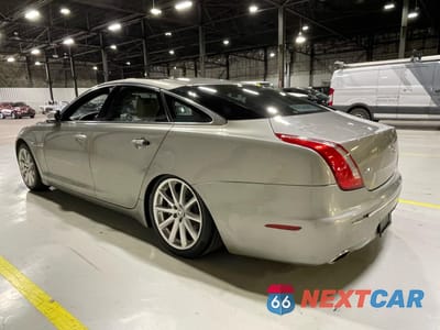 Trzecie zdjęcie samochodu z tyłu: 2011 JAGUAR XJ VIN:SAJWA1CB8BLV13204 - miniatura