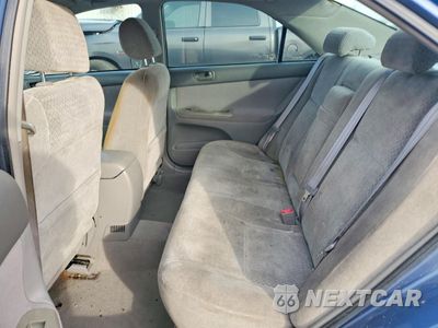 Zdjęcie 10 z 12 samochodu: 2002 TOYOTA CAMRY LE VIN:4T1BE32KX2U572775 - miniatura