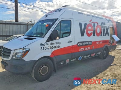 2016 MERCEDES-BENZ SPRINTER VAN WD3PE8DD1GP284696 - główne zdjęcie licytacji z USA - miniatura
