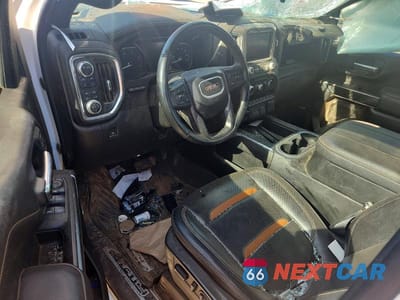 Zdjęcie 8 z 11 samochodu: 2023 GMC SIERRA K2500 AT4 VIN:1GT49PEY8PF245702 - miniatura