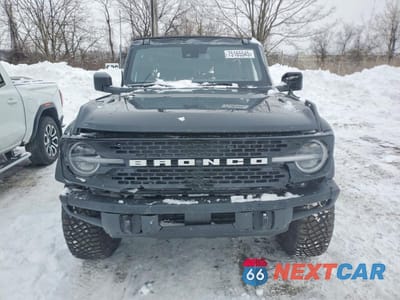 Piąte zdjęcie samochodu w środku: 2024 FORD BRONCO WILDTRAK VIN:1FMEE2BP6RLA60899 - miniatura
