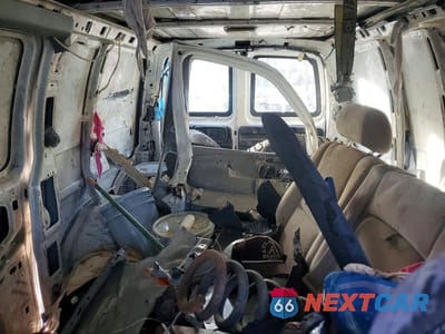 Zdjęcie 10 z 13 samochodu: 2004 CHEVROLET EXPRESS G3500 VIN:1GCHG35U441148356 - miniatura