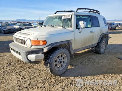 2012 TOYOTA FJ CRUISER JTEBU4BFXCK133021 - główne zdjęcie licytacji z USA - miniatura