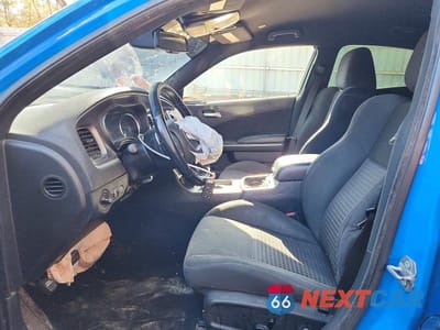 Zdjęcie 7 z 12 samochodu: 2019 DODGE CHARGER SCAT PACK VIN:2C3CDXGJ0KH753961 - miniatura