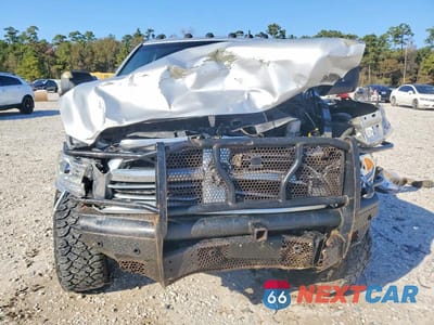 Piąte zdjęcie samochodu w środku: 2015 RAM 2500 SLT VIN:3C6UR5DL9FG571295 - miniatura