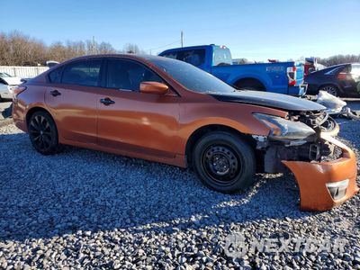 Czwarte zdjęcie samochodu z boku: 2015 NISSAN ALTIMA 2.5 VIN:1N4AL3AP0FC460183 - miniatura