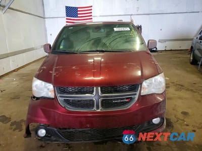 Piąte zdjęcie samochodu w środku: 2019 DODGE GRAND CARAVAN SXT VIN:2C4RDGCG6KR795268 - miniatura