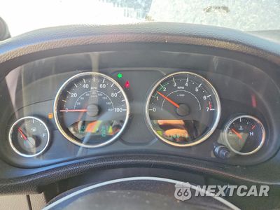 Zdjęcie 9 z 14 samochodu: 2012 JEEP WRANGLER UNLIMITED SAHARA VIN:1C4HJWEG7CL215807 - miniatura