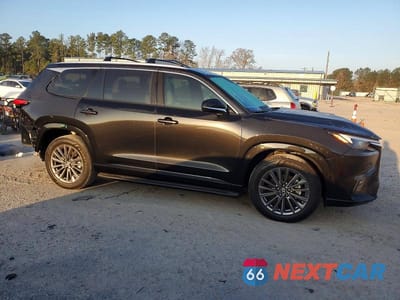 Czwarte zdjęcie samochodu z boku: 2025 LEXUS TX 350 BASE VIN:5TDAAAA63SS013111 - miniatura