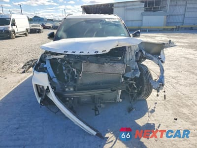 Piąte zdjęcie samochodu w środku: 2025 FORD EXPLORER ST-LINE VIN:1FMUK7KH4SGA81209 - miniatura