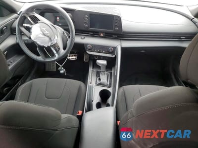 Zdjęcie 8 z 12 samochodu: 2025 HYUNDAI ELANTRA SEL SPORT VIN:KMHLM4DG1SU907959 - miniatura