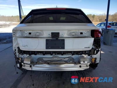 Zdjęcie 6 z 11 samochodu: 2023 AUDI Q8 PREMIUM VIN:WA1AVBF17PD025282 - miniatura