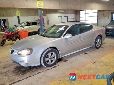 2005 PONTIAC GRAND PRIX 2G2WP522051261078 - główne zdjęcie licytacji z USA - miniatura