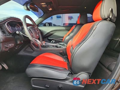 Zdjęcie 7 z 11 samochodu: 2015 DODGE CHALLENGER SXT PLUS VIN:2C3CDZBTXFH822357 - miniatura