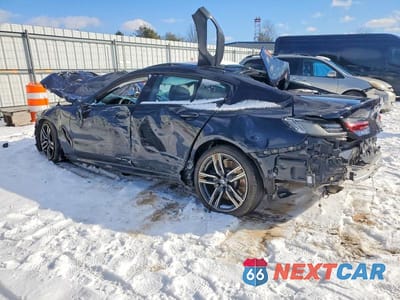Drugie zdjęcie samochodu z przodu: 2021 BMW 840XI VIN:WBAGV4C01MCG66324 - miniatura
