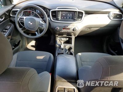 Zdjęcie 8 z 13 samochodu: 2019 KIA SORENTO LX VIN:5XYPGDA50KG486169 - miniatura