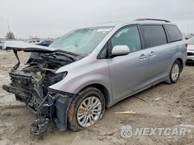 2015 TOYOTA SIENNA XLE 5TDYK3DC2FS639618 - główne zdjęcie licytacji z USA - miniatura
